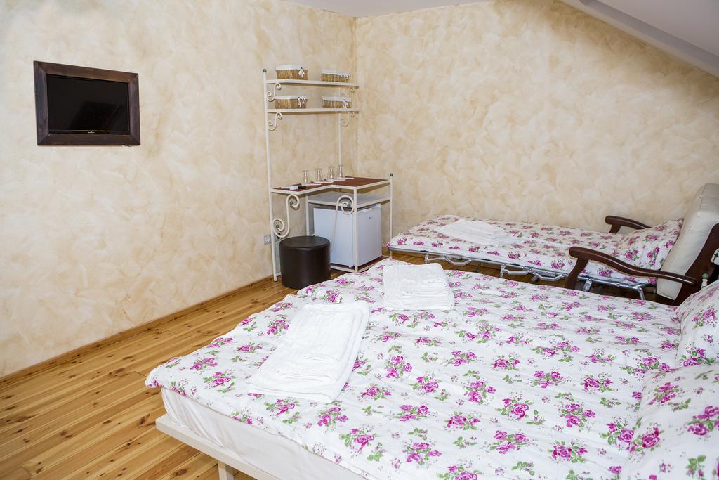 Bed and Breakfast Country Court à Curteni Extérieur photo